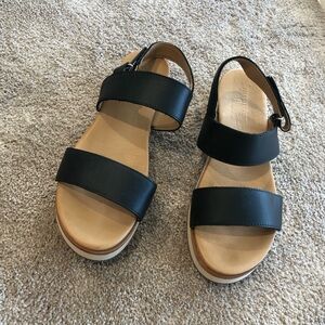 Nisolo Go-To Flatform Sandal